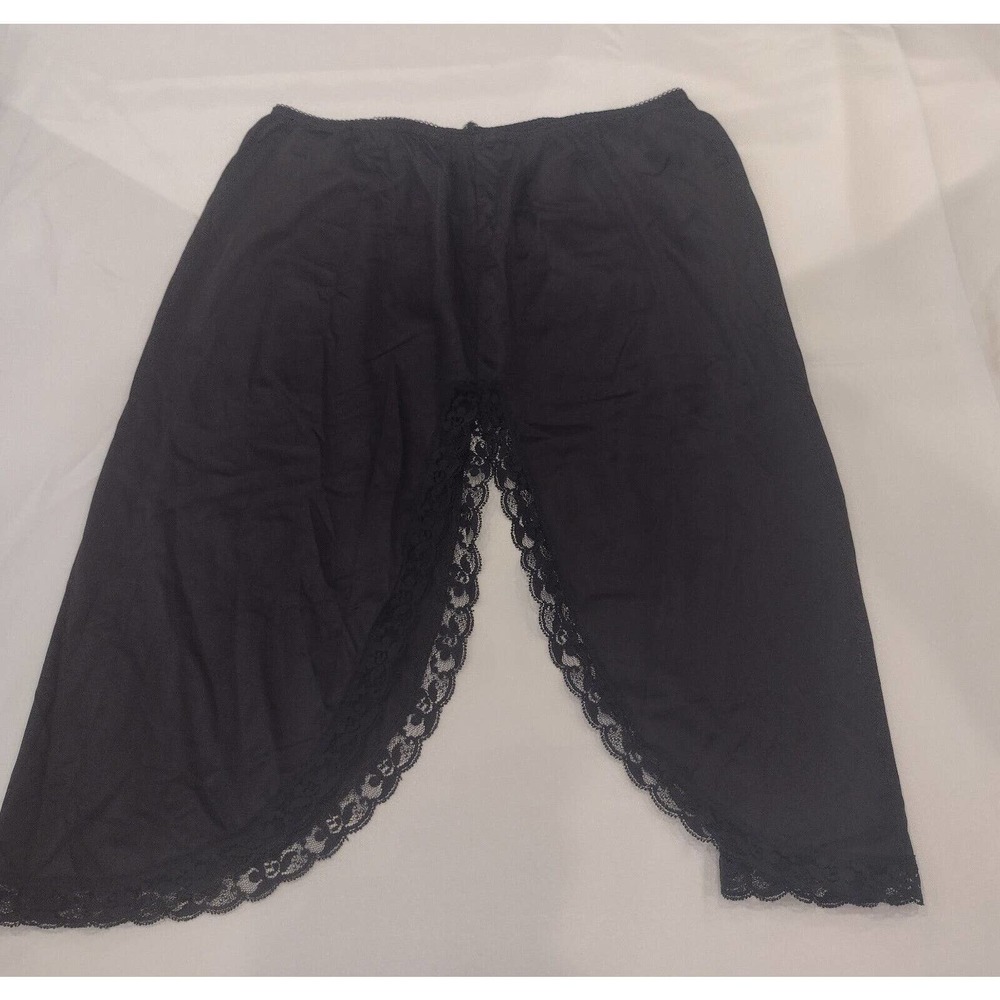 Mel-Lin Half Slip Size Medium Black 2 Lace Side Slits Sexy Elegant Vintage